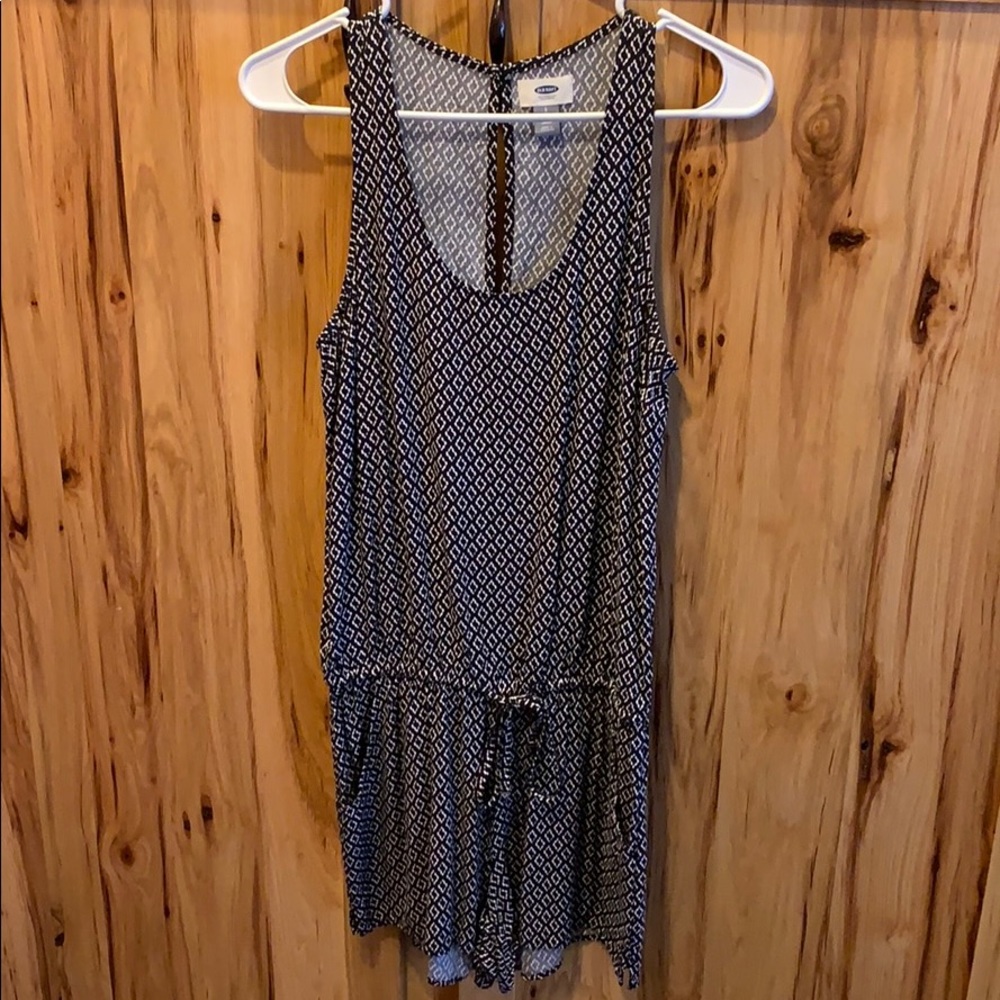 Old Navy Black & White Women’s Romper, Small Tall